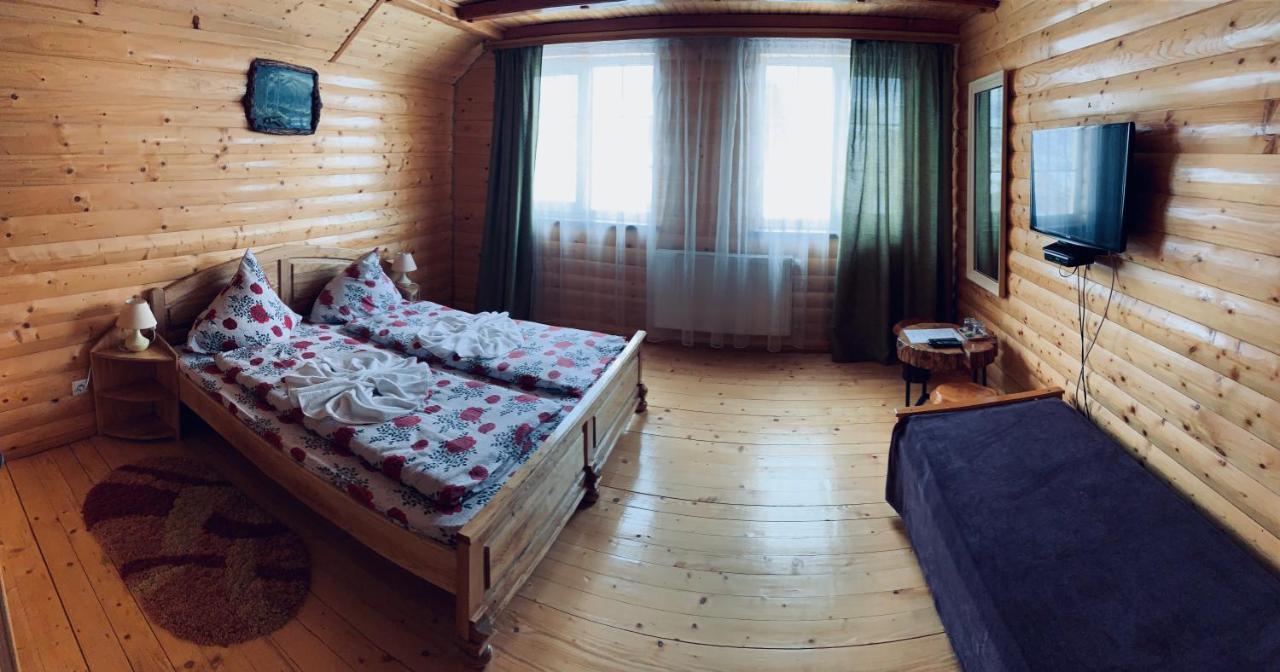 Отель Arnica Ясиня Экстерьер фото